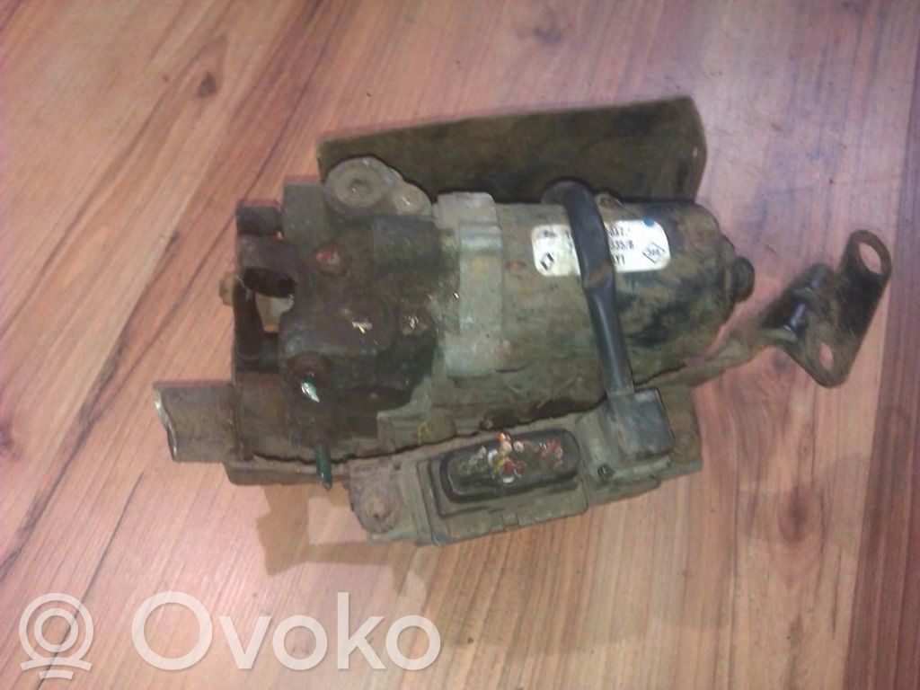 Renault Laguna I Bomba de ABS 
