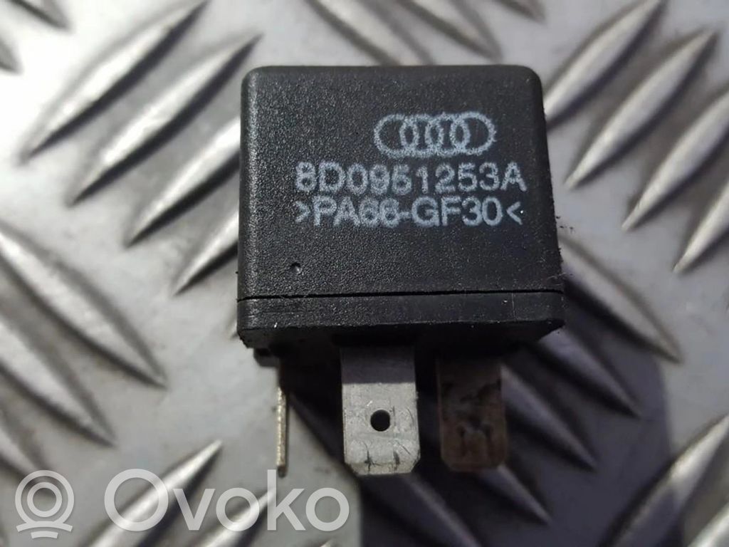 Audi A4 S4 B6 8E 8H Altri relè 