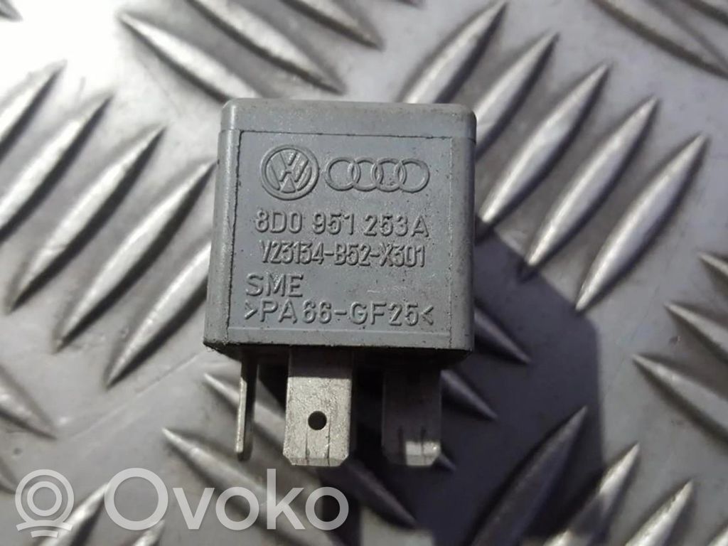 Volkswagen PASSAT B5.5 Altri relè