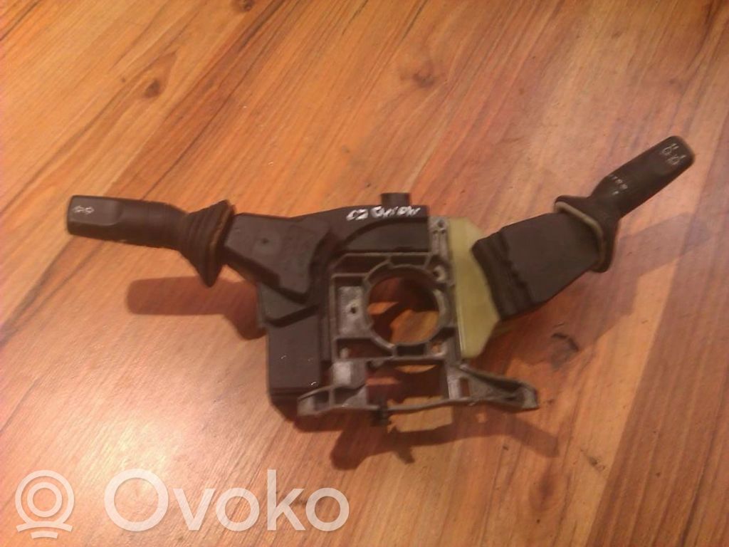 Ford Mondeo MK II Commodo, commande essuie-glace/phare