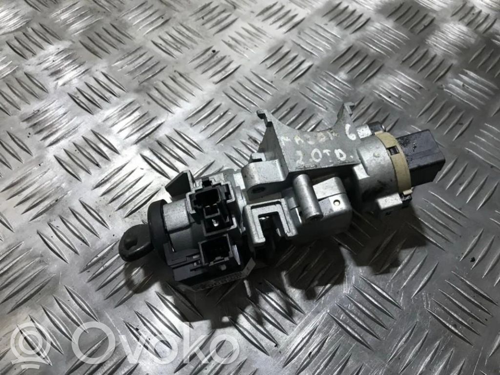 Ignition lock   GJ6A66938A,YP2ALF15807AC,GJ6A66938A,YP2ALF15807AC