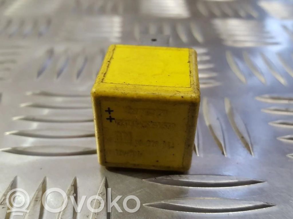 Opel Vectra C Otros relés 