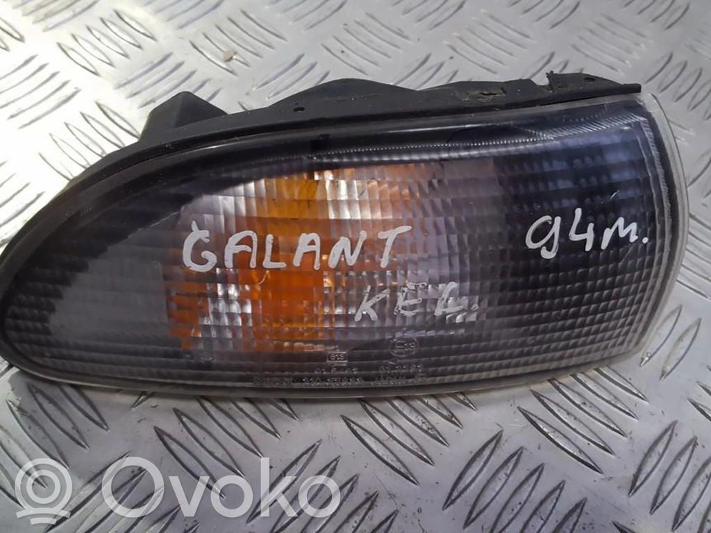 Mitsubishi Galant Indicatore di direzione anteriore 