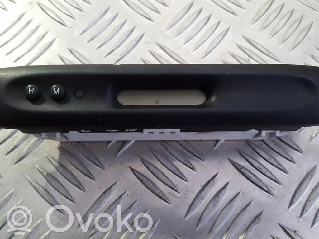 Ford Mondeo MK II Monitori/näyttö/pieni näyttö