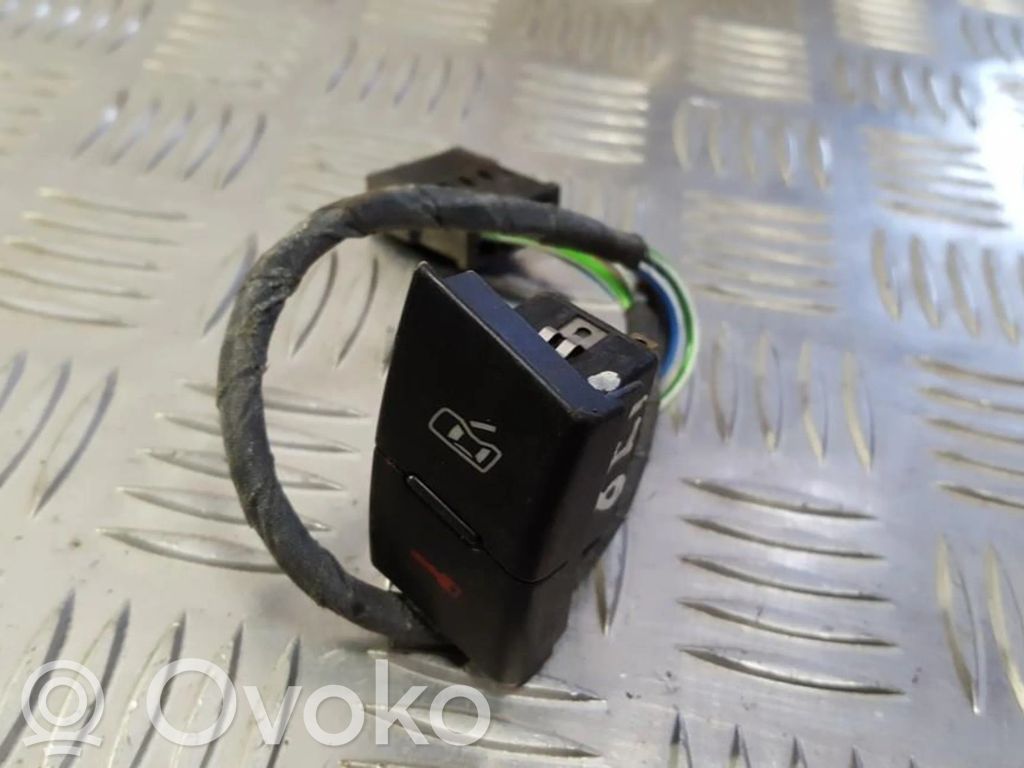 Central locking switch button   4B2962107,4B2962107