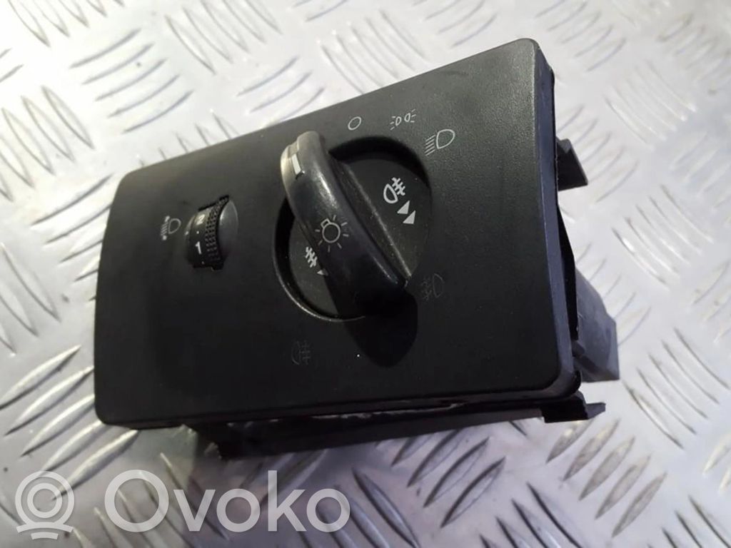 Ford Mondeo Mk III Comutator lumini 
