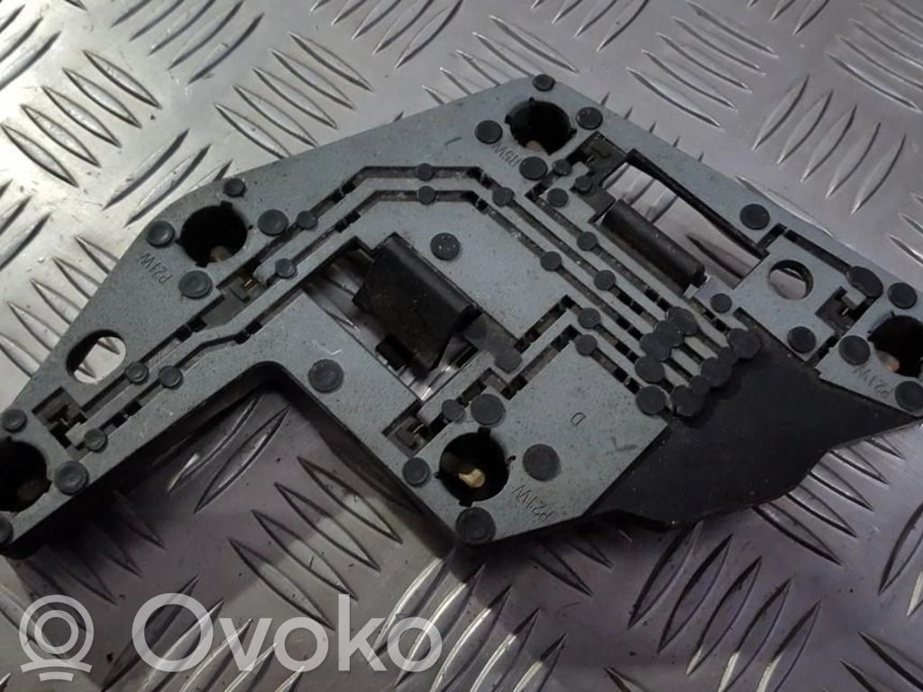 Toyota Avensis T220 Portalampada fanale posteriore 