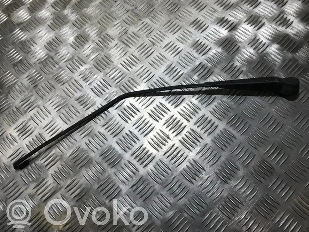 Opel Vectra B Ramię wycieraczki szyby tylnej 