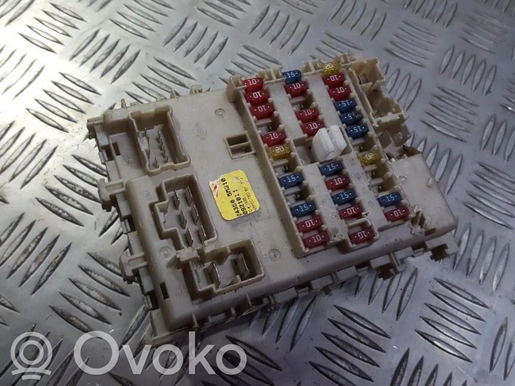 Nissan Almera N16 Set cutie siguranțe 