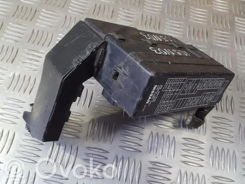 Nissan Primera Set scatola dei fusibili 