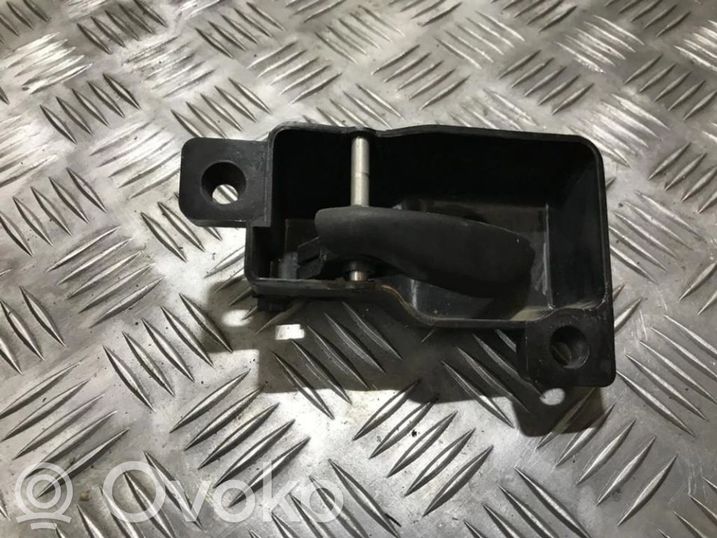 Klamka wewnętrzna drzwi   95AGA22601AA,95AGA22601AA,95AGA22601AA,95AGA22601BA,95AGA22601AA