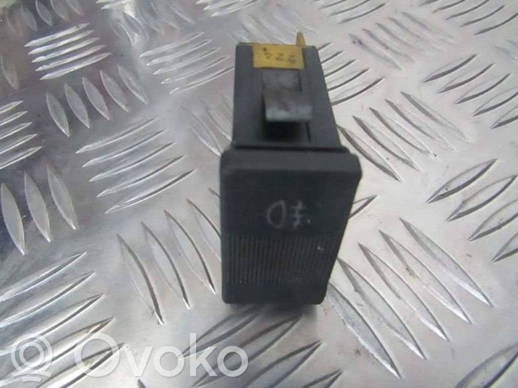 Audi A6 S6 C4 4A Interruttore fendinebbia 