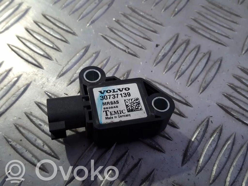 Sensor impacto/accidente para activar Airbag   30737139,8839A6,30737139,8839A6