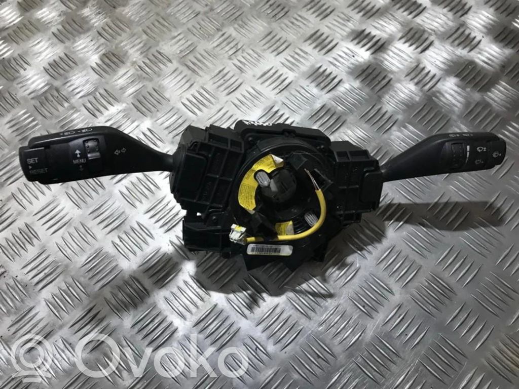 Ford Focus Commodo, commande essuie-glace/phare 