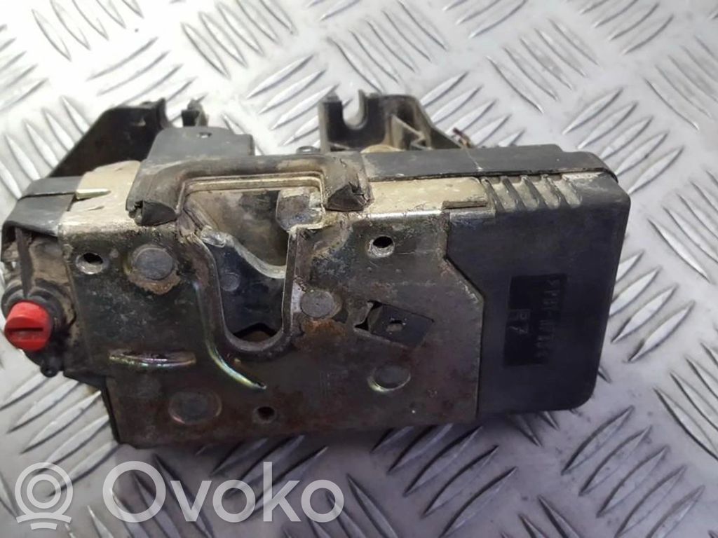 Opel Zafira A Takaoven lukko