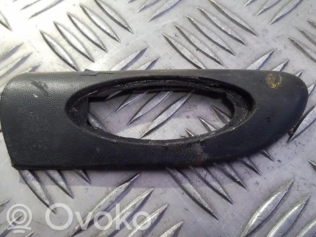 Opel Vectra B Mască aripă față (turnată)