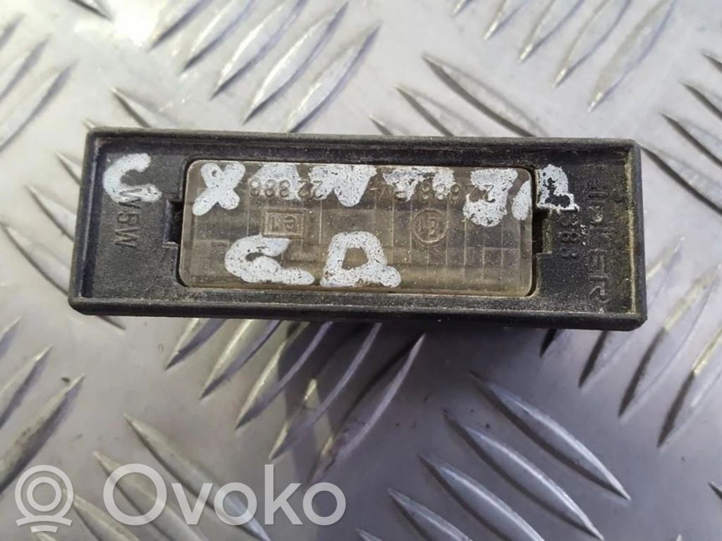 Éclairage de plaque d'immatriculation   22888R4,22888R4