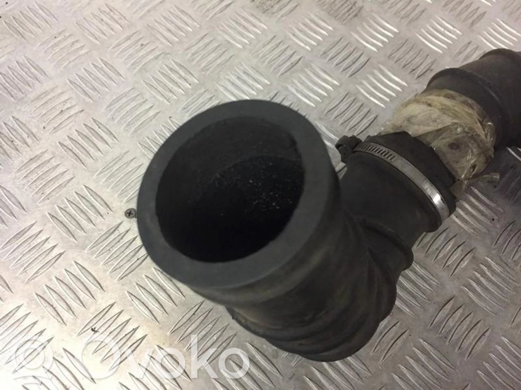 Volvo 440 Furtun/conductă intercooler