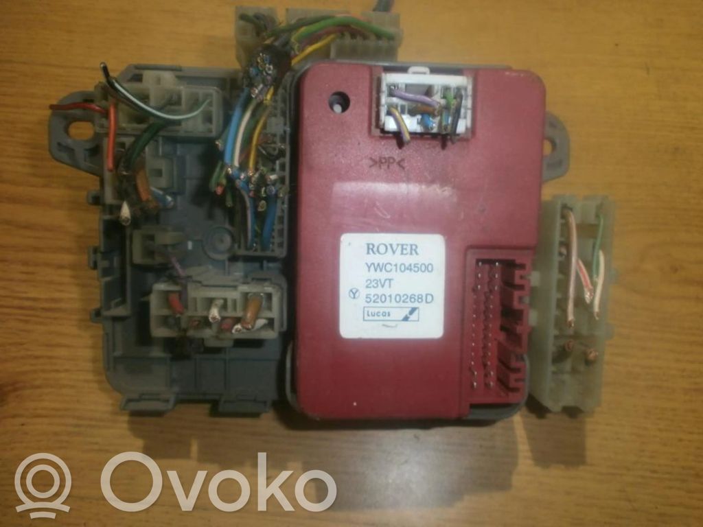 Rover 214 - 216 - 220 Skrzynka bezpieczników / Komplet 