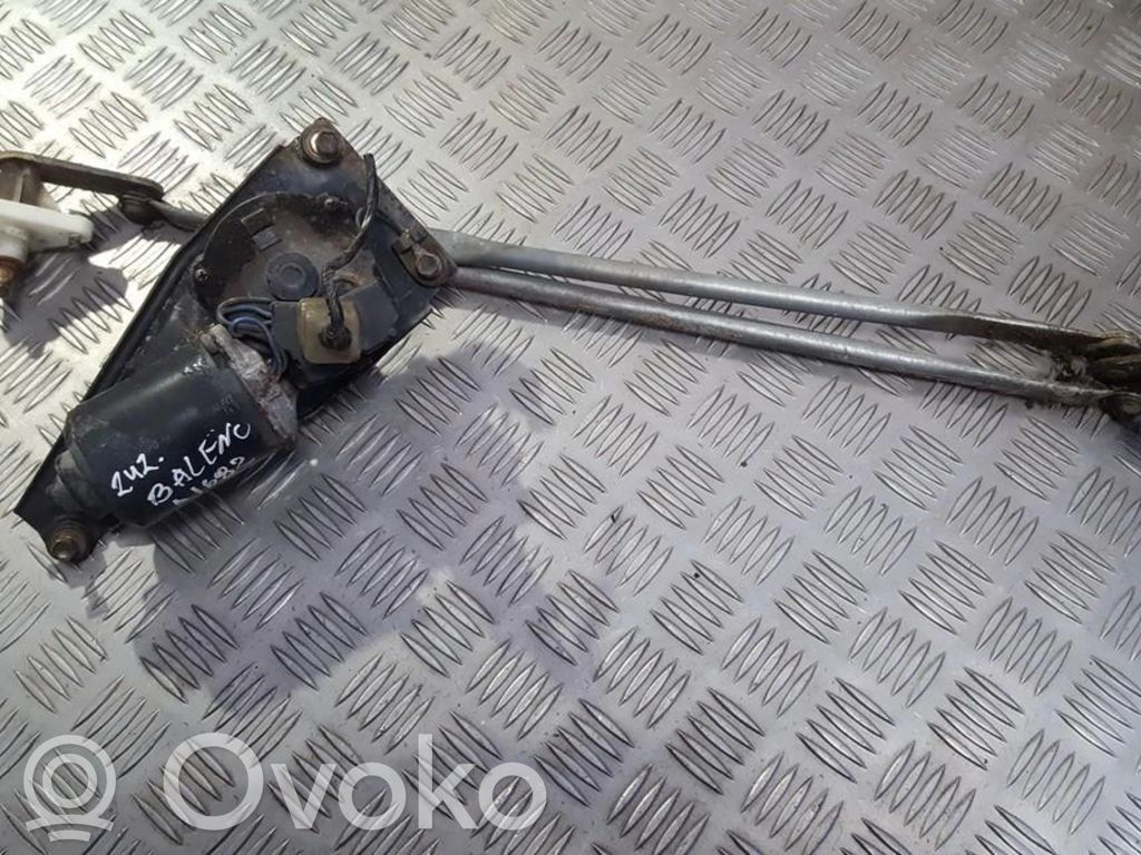 Motor și paralelogram ștergător parbriz
