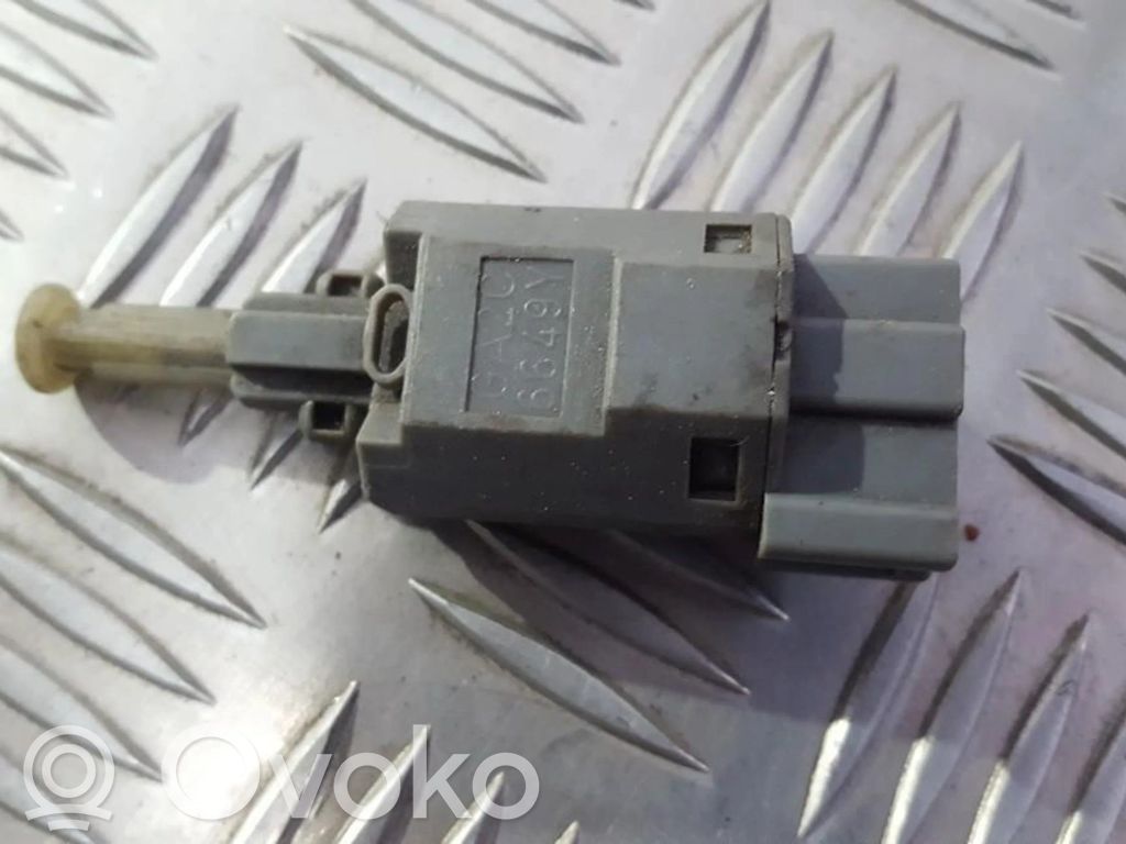 Interruptor sensor del pedal de freno   GA2C6649Y,GA2C6649Y