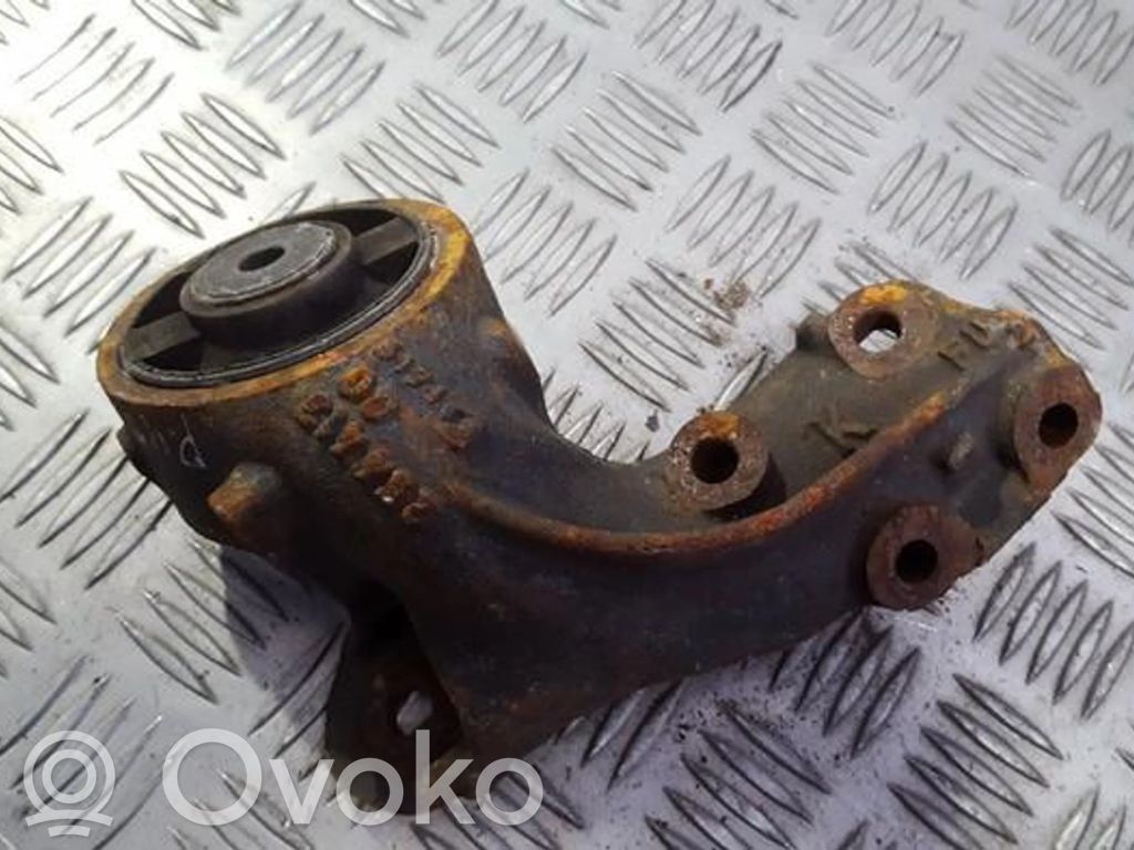 Peugeot 406 Moottorin kiinnikekorvake 