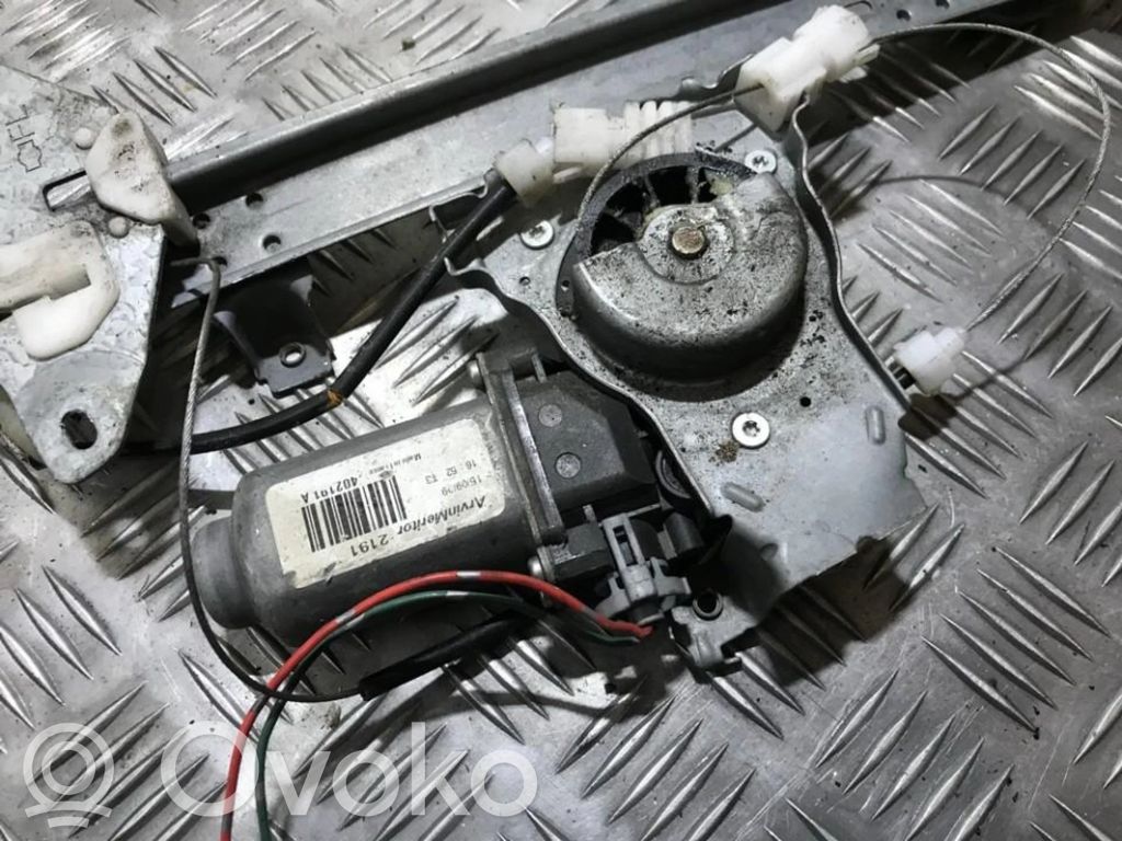Nissan Qashqai Motorino alzacristalli della portiera posteriore