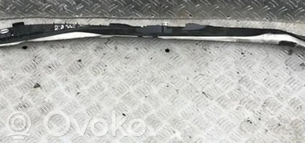 Volkswagen Golf V Kattoturvatyyny 