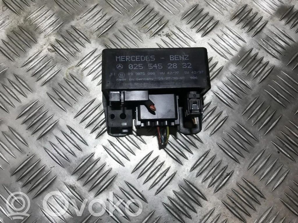 Mercedes-Benz A W168 Releu preîncălzire bujii incandescente 