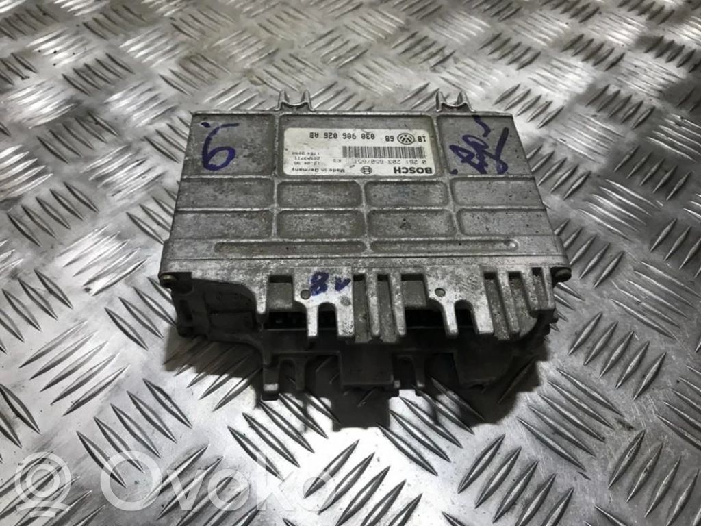Volkswagen Golf III Unitate/modul de control motor 