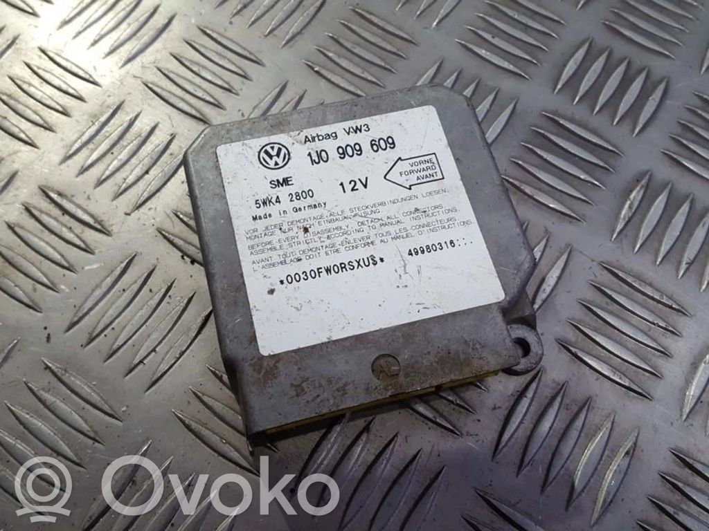 Volkswagen Golf IV Centralina/modulo airbag