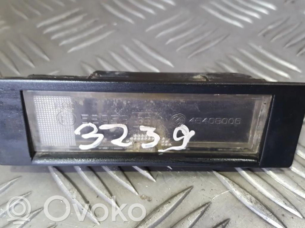 Alfa Romeo 156 Éclairage de plaque d'immatriculation 