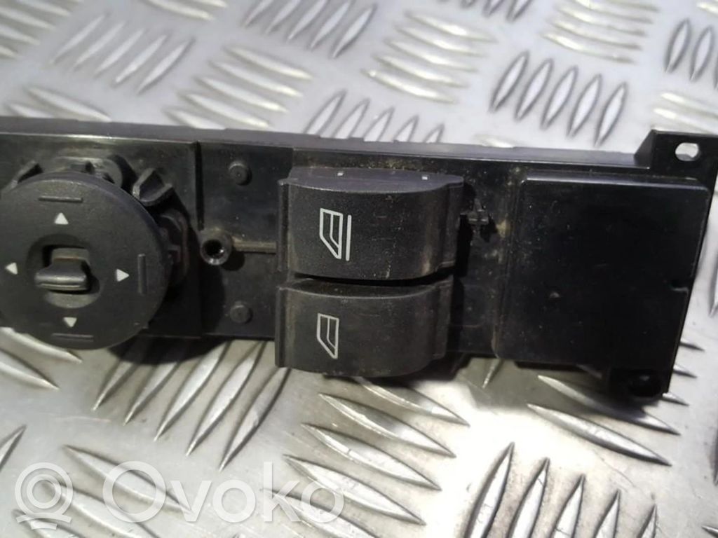 Electric window control switch   3M5T14529DE,03168053,03168053,3M5T14529DE