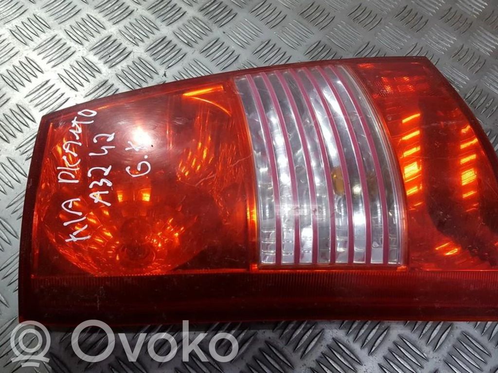 KIA Picanto Feux arrière / postérieurs