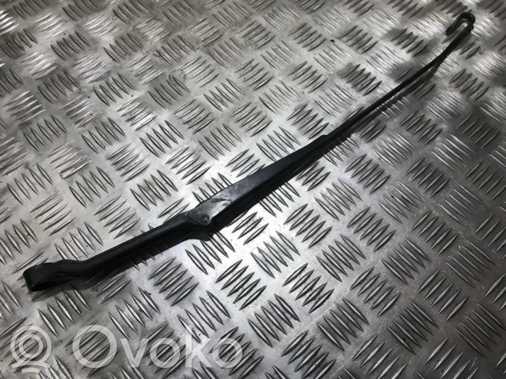 Volkswagen Polo III 6N 6N2 6NF Ramię wycieraczki szyby przedniej / czołowej 