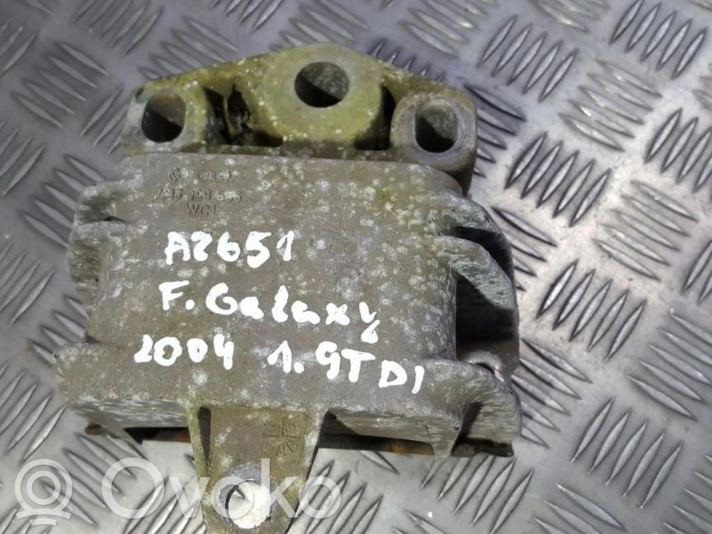 Support de moteur, coussinet   7M3199555,7M3199555