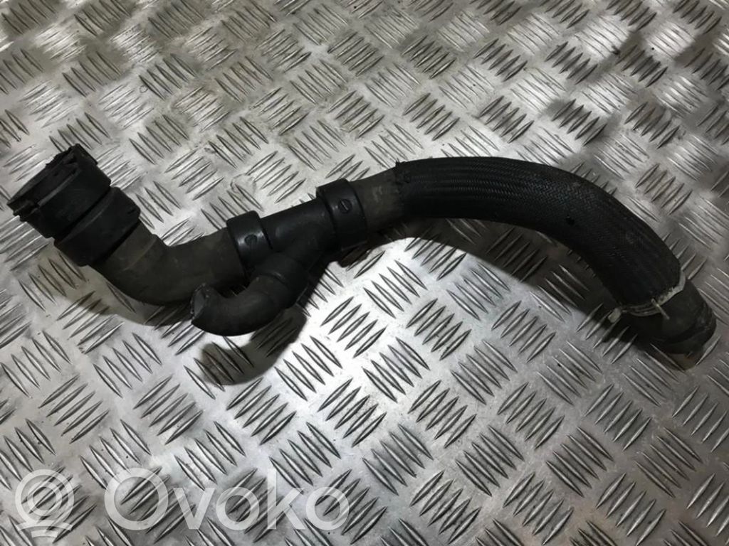 Ford Mondeo MK IV Moottorin vesijäähdytyksen putki/letku