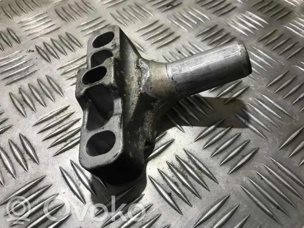 Volkswagen Golf V Support, suspension du moteur