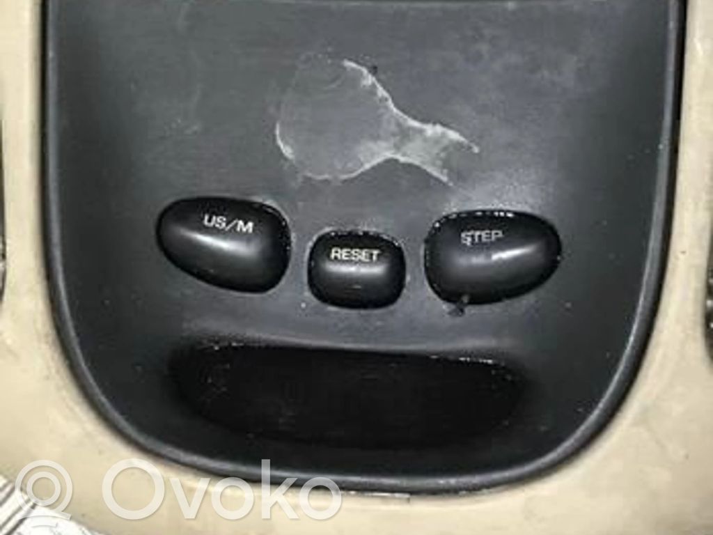 Chrysler Voyager Monitor / wyświetlacz / ekran 