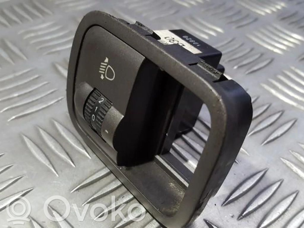 Hyundai Accent Headlight level height control switch 