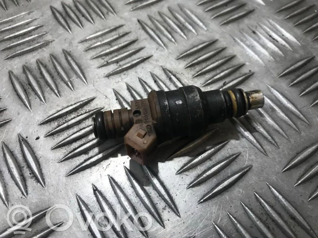 Inyector de combustible   0280150779,569,0280150779