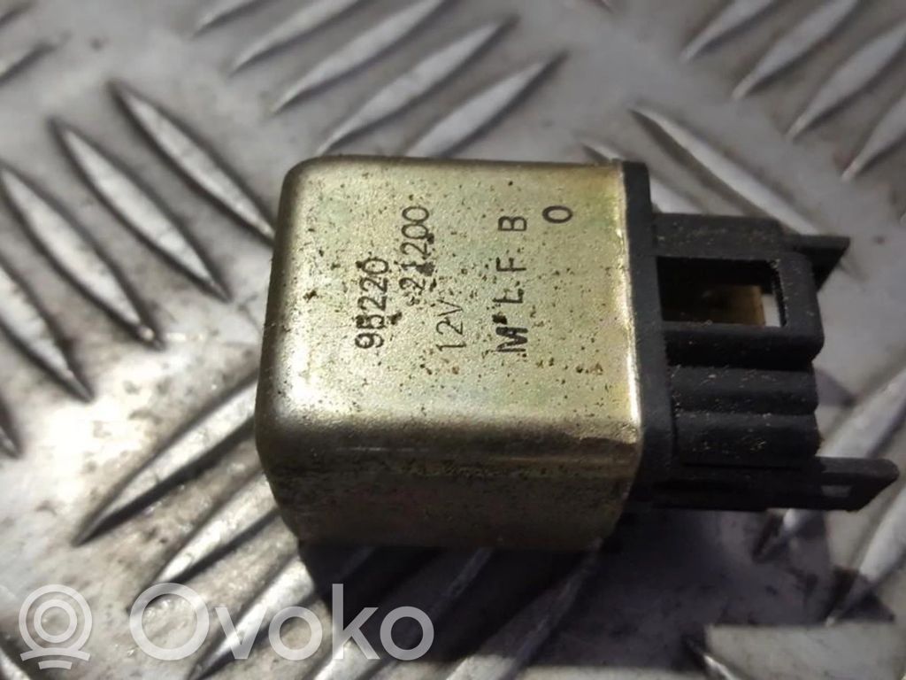 Otros relés   9522021200,9522021200,9522021200,9522021200
