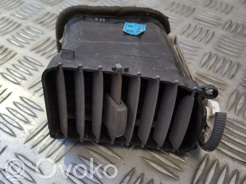 KIA Rio Boczna kratka nawiewu deski rozdzielczej 