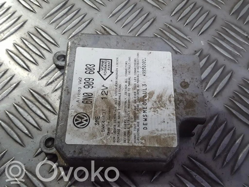 Volkswagen Golf III Unitate/modul de comandă airbaguri 
