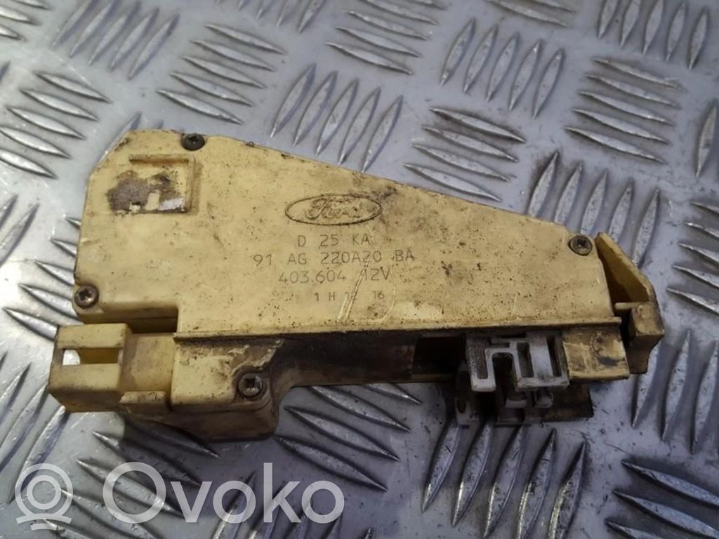 Ford Escort Motor de bloqueo de puertas 