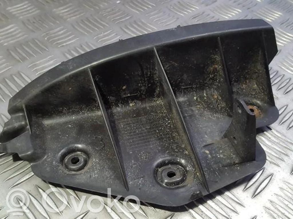 Audi A3 S3 8P Staffa di rinforzo montaggio del paraurti posteriore