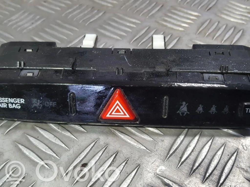 Hyundai i20 (PB PBT) Comutator lumini pericol 