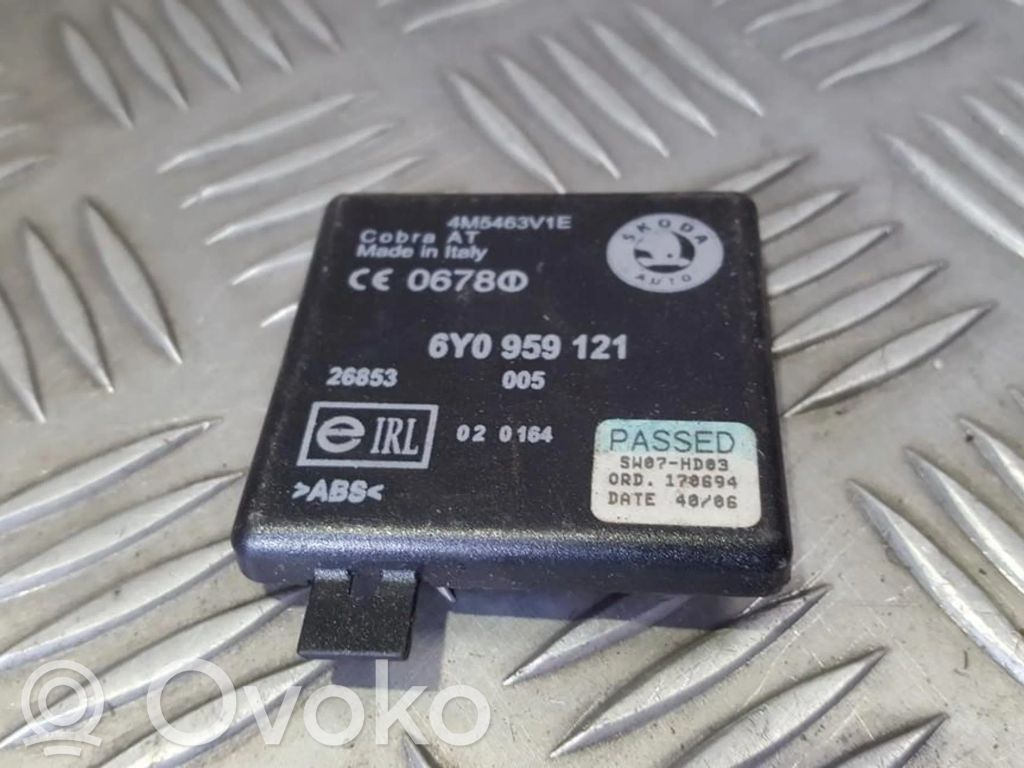 Skoda Fabia Mk1 (6Y) Unidad de control/módulo de alarma
