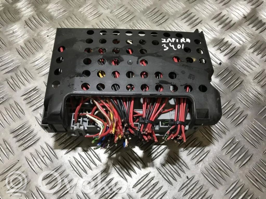 Opel Zafira A Set scatola dei fusibili