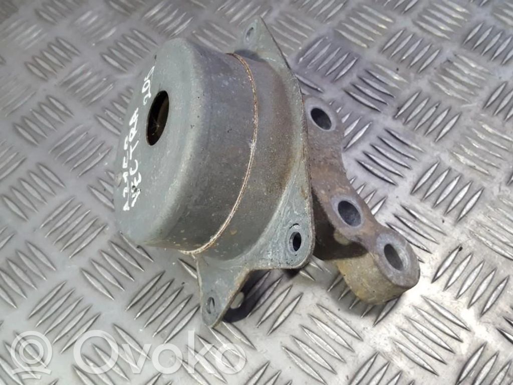 Opel Vectra C Supporto di montaggio del motore 